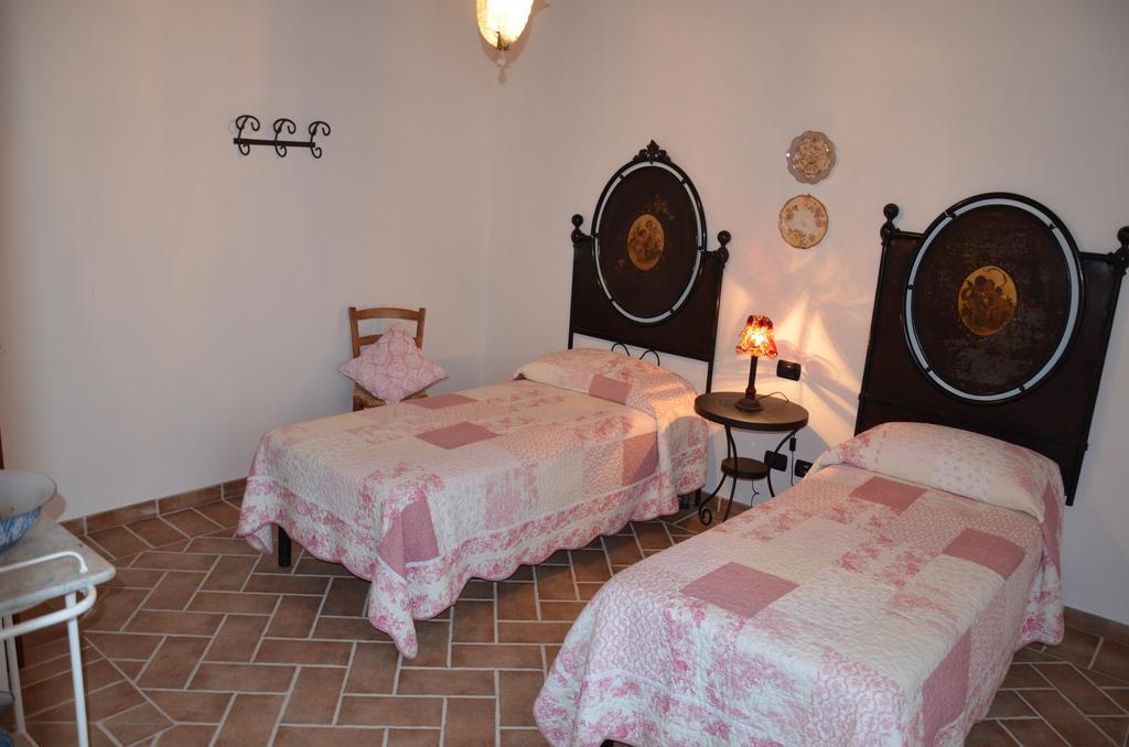 Agriturismo Sant'Alfredo Monteroni d'Arbia Exterior photo